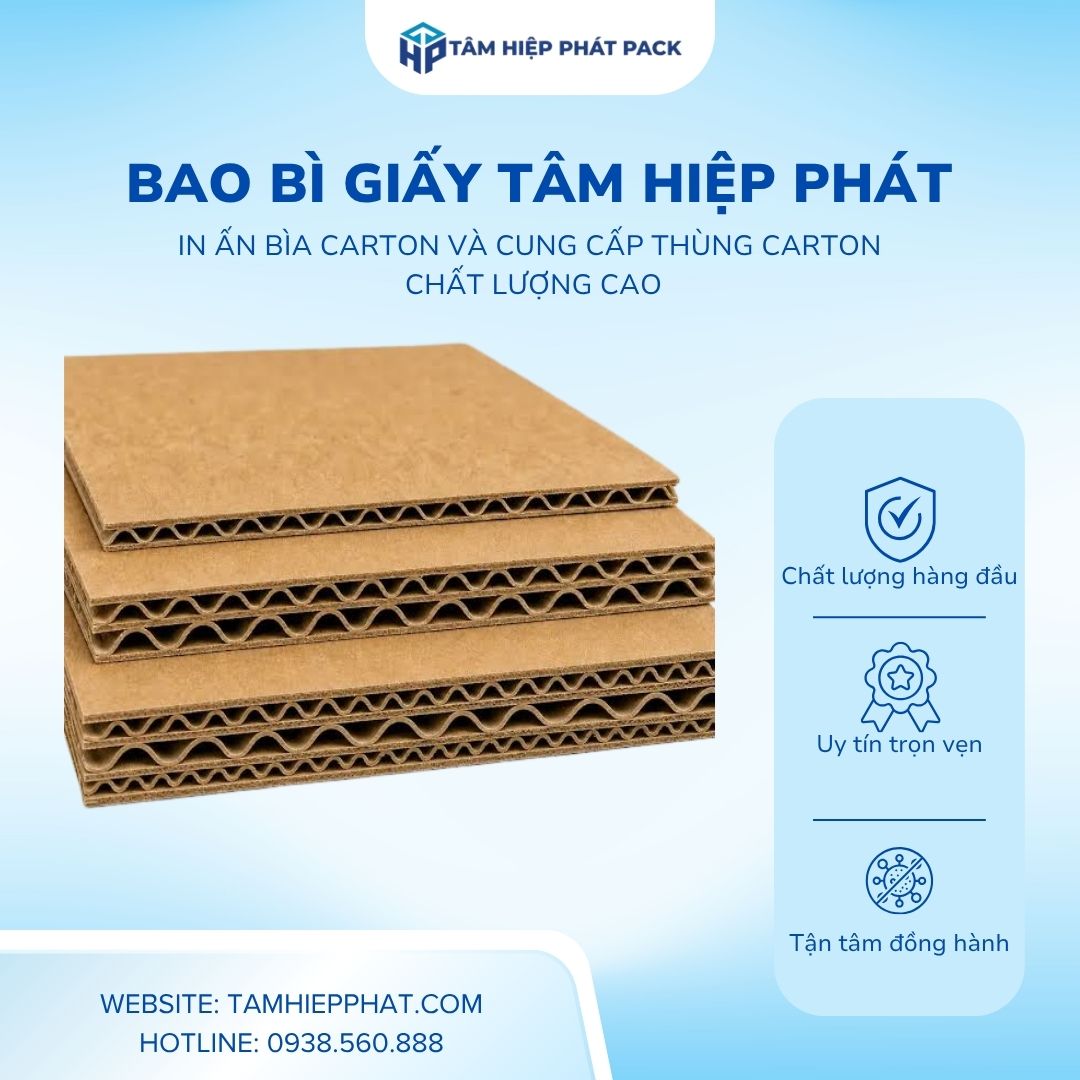 Song song với việc sản xuất và gia công đa dạng các dòng Thùng Carton chuyên nghiệp từ 3 lớp, 5 lớp đến 7 lớp, xưởng nhận cắt tấm carton 3 lớp theo yêu cầu số lượng linh hoạt với chất lượng đường cắt phẳng mịn, không xơ xước viền giấy cùng mức giá sỉ tận gốc cạnh tranh nhất thị trường.